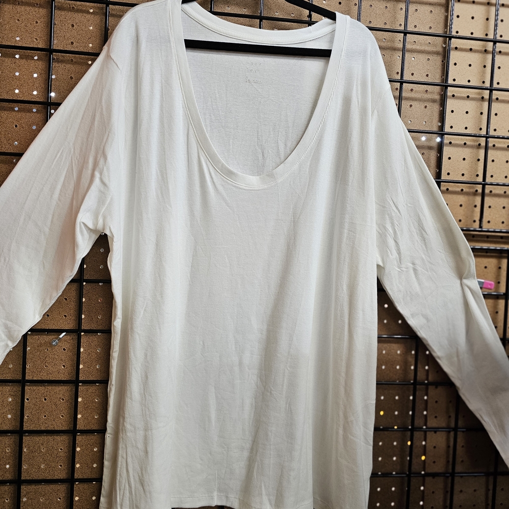 a new day Cream Long Sleeve Women's Top